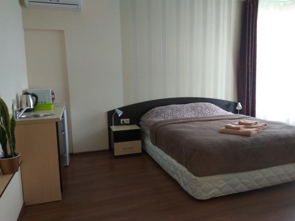 S&M Apartments - Zarichna Kijev Kültér fotó